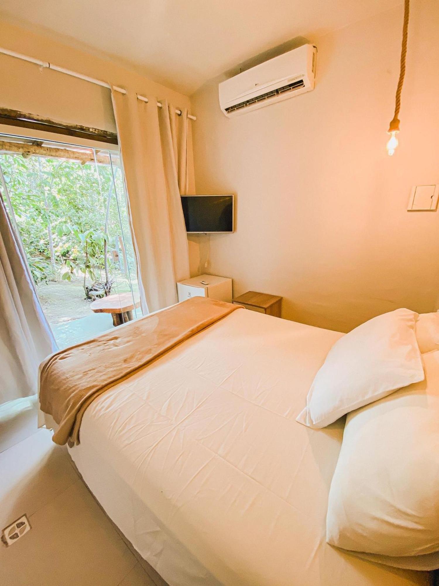 Aruana Suites Seu Refugio Entre Arvores A 5Km Da Vila De Praia Do Forte Bagian luar foto